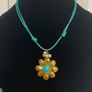 Collar adjustable